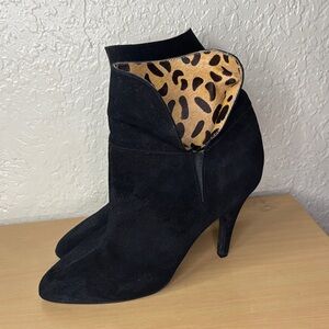 Hot in Hollywood Black Heeled Boots